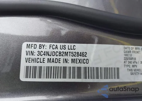 2021 Jeep Compass Limited 4X4 z USA, uszkodzony, nr VIN 3C4NJDCB2MT528462